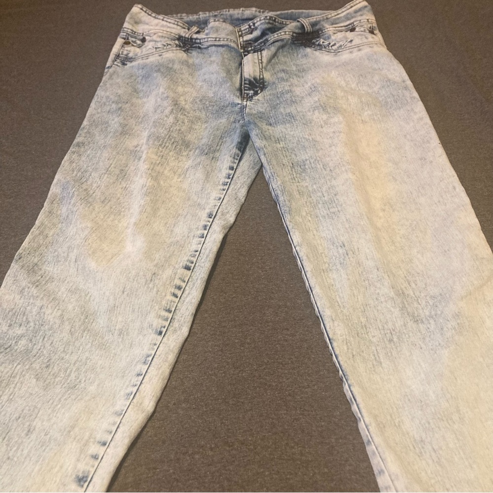 Colombian Jeans - Picture 9 of 9